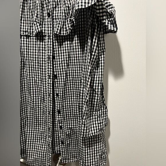 The Edit By Seventeen Juniors' Cotton Cold-Shoulder Shirtdress - Picture 5 of 6